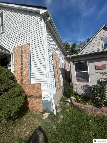 4617 S 32 Street, Omaha, NE 68107