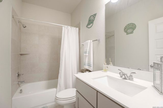 2027 Dalhart, San Antonio, TX 78253
