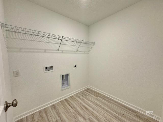 1283 Hayward Loop, Foley, AL 36535