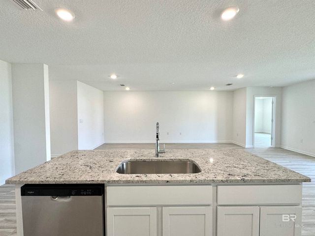 1283 Hayward Loop, Foley, AL 36535