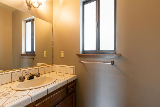 6367 Woodman Dr, Oroville, CA 95966