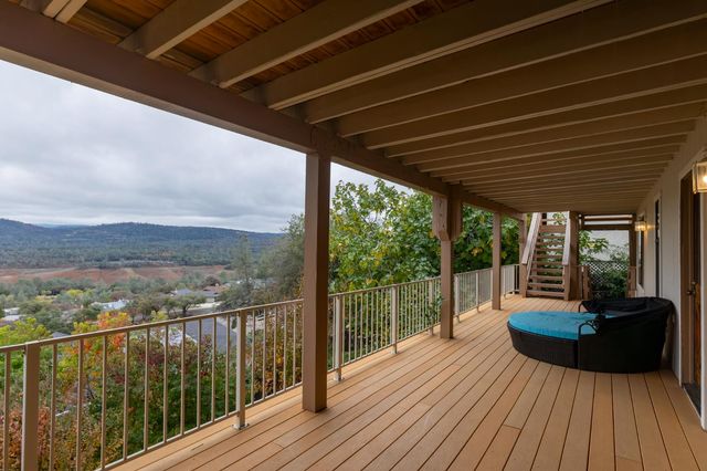 6367 Woodman Dr, Oroville, CA 95966