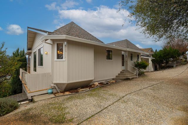 6367 Woodman Dr, Oroville, CA 95966