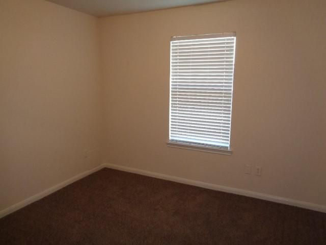 12079 La Salle Oaks, Conroe, TX 77304