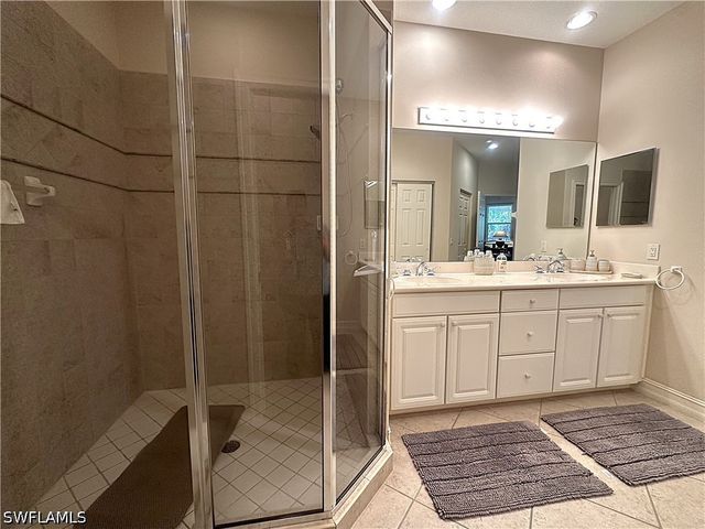 1634 Tarpon Bay DR S 202, Naples, FL 34119