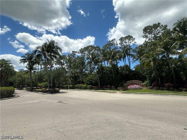 1634 Tarpon Bay DR S 202, Naples, FL 34119