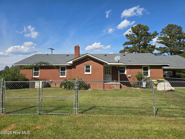 1612 Doolittle Mill Road, Conway, NC 27820