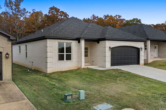 7300 Stonehenge Drive, Sherwood, AR 72120