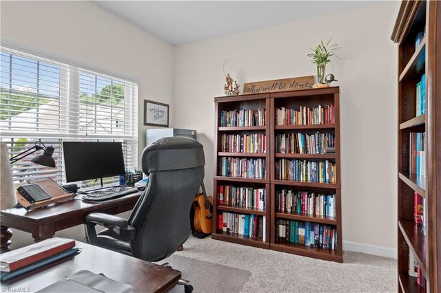 1665 Preston Woods Drive, Winston-salem, NC 27127
