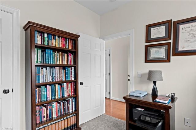1665 Preston Woods Drive, Winston-salem, NC 27127