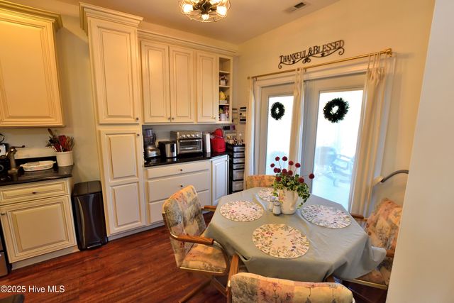 201 Watergate Court, Goldsboro, NC 27530