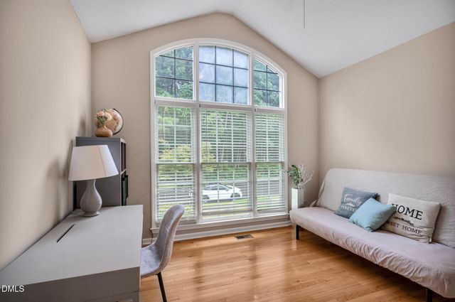 107 Lonebrook Drive, Chapel Hill, NC 27516