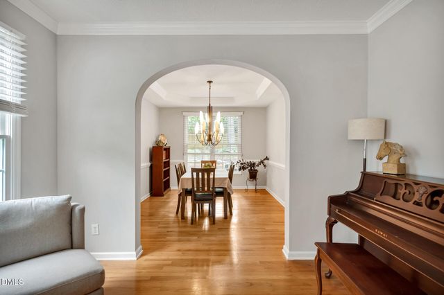 107 Lonebrook Drive, Chapel Hill, NC 27516