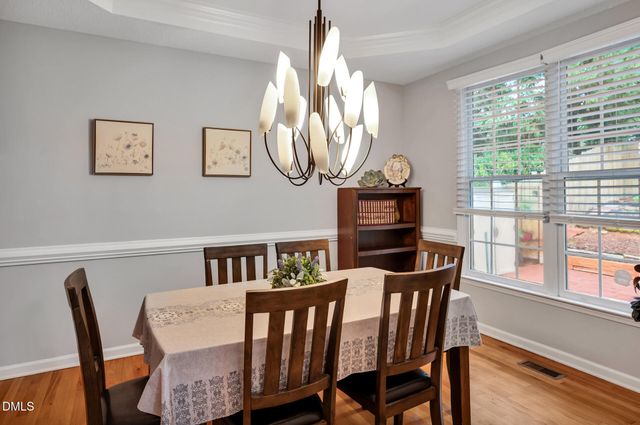 107 Lonebrook Drive, Chapel Hill, NC 27516