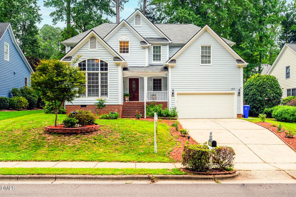 107 Lonebrook Drive, Chapel Hill, NC 27516