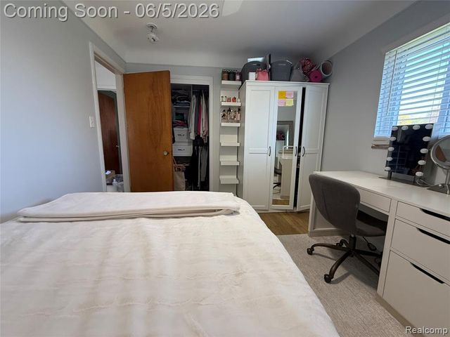 22306 Rosedale Street, Saint Clair Shores, MI 48080