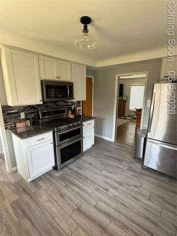 22306 Rosedale Street, Saint Clair Shores, MI 48080