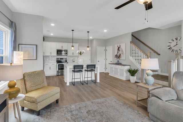 31 Champaign Drive, Hendersonville, TN 37075