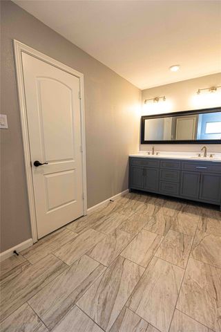 2309 Hillside Lane, Carrollton, TX 75006