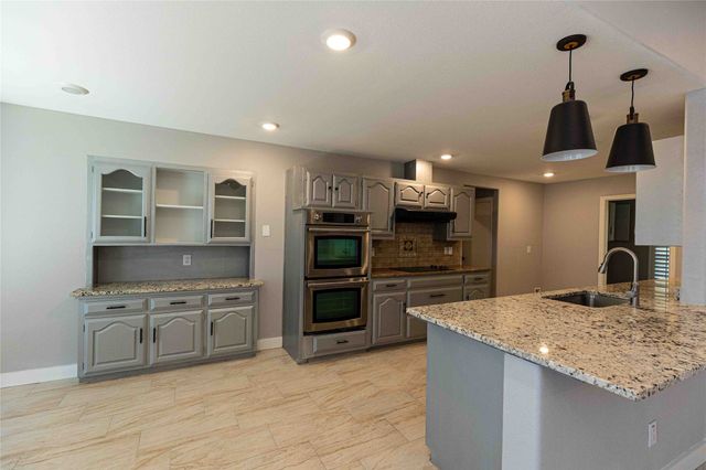 2309 Hillside Lane, Carrollton, TX 75006