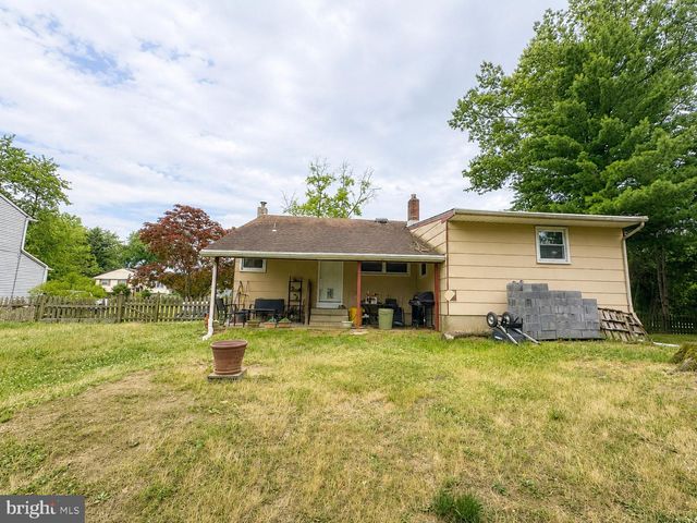 603 IVYSTONE LN, Cinnaminson, NJ 08077