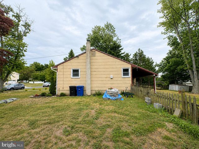 603 IVYSTONE LN, Cinnaminson, NJ 08077