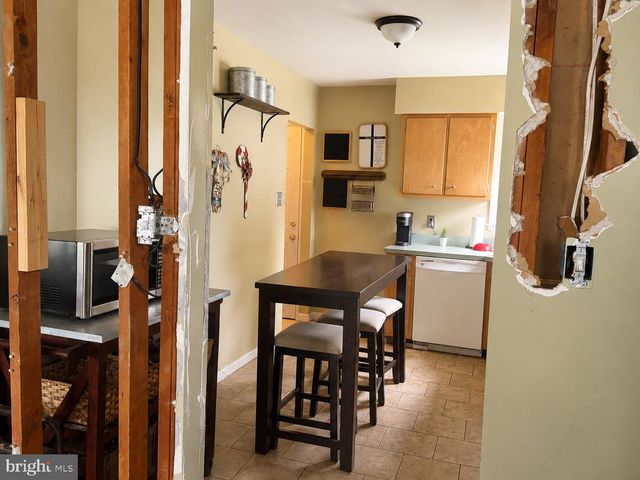 603 IVYSTONE LN, Cinnaminson, NJ 08077