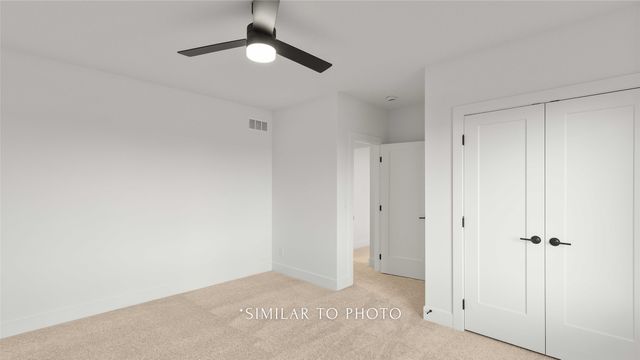 1394 S Auburn Place, West Des Moines, IA 50266