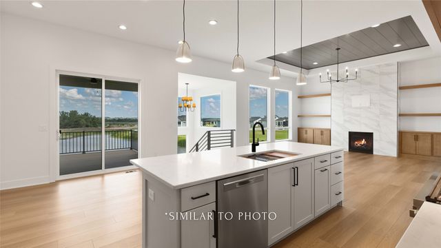 1394 S Auburn Place, West Des Moines, IA 50266