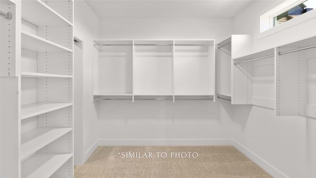 1394 S Auburn Place, West Des Moines, IA 50266