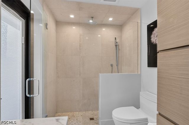 1021 Wittman DR, Fort Myers, FL 33919
