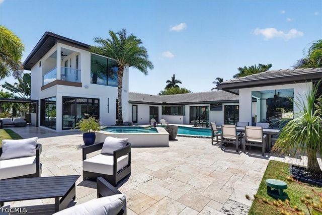 1021 Wittman DR, Fort Myers, FL 33919