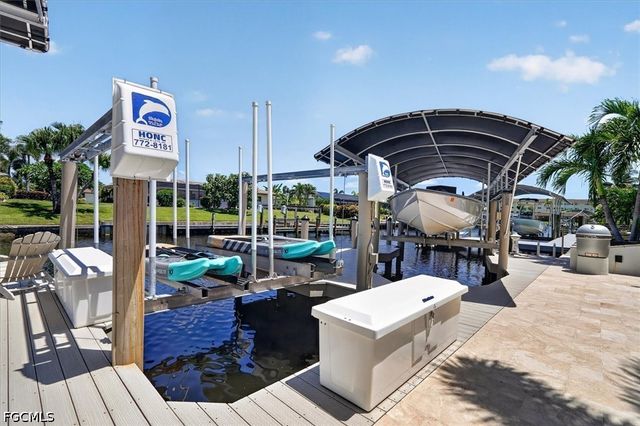 1021 Wittman DR, Fort Myers, FL 33919