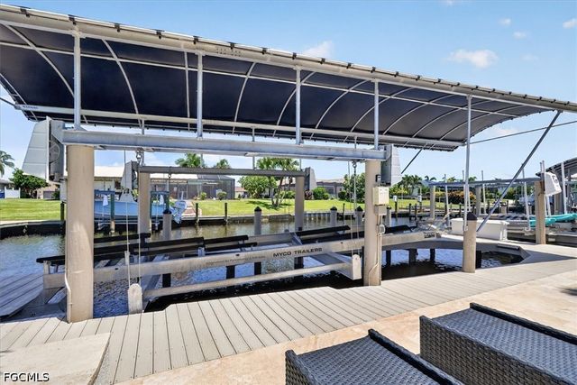 1021 Wittman DR, Fort Myers, FL 33919