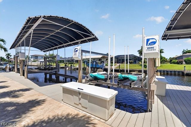 1021 Wittman DR, Fort Myers, FL 33919