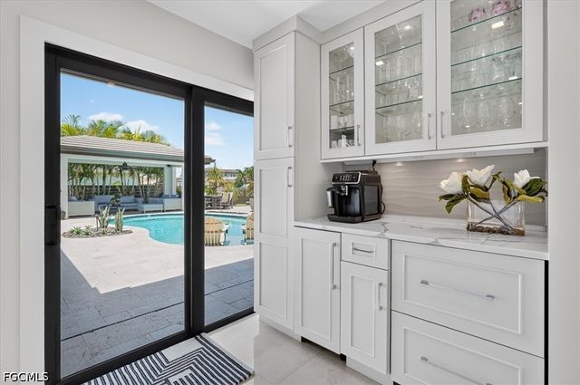1021 Wittman DR, Fort Myers, FL 33919