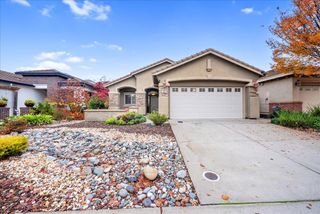 384 Lone Spur Dr, Folsom, CA 95630