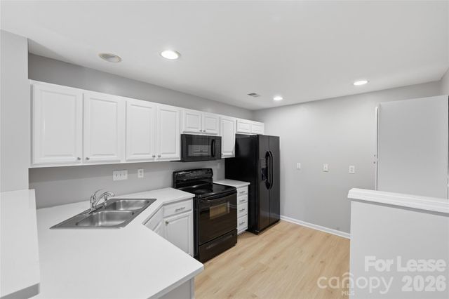 8144 Christmas Court, Charlotte, NC 28216