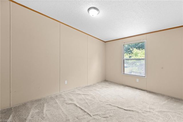 1017 Sourwood Drive, Hamptonville, NC 27020