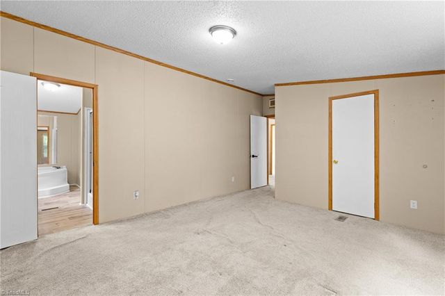 1017 Sourwood Drive, Hamptonville, NC 27020