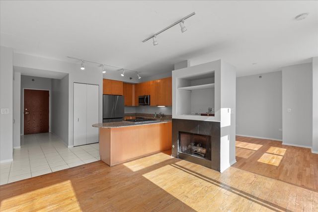 701 S Wells Street 803, Chicago, IL 60607