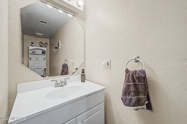 7548 E Wesley Place, Tucson, AZ 85710