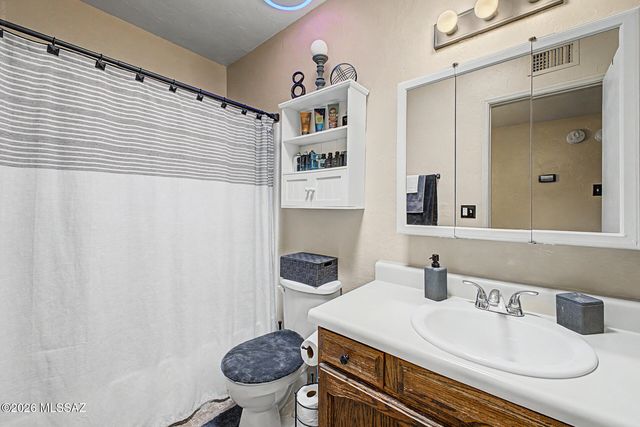 7548 E Wesley Place, Tucson, AZ 85710