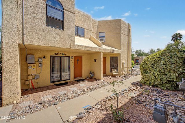 7548 E Wesley Place, Tucson, AZ 85710