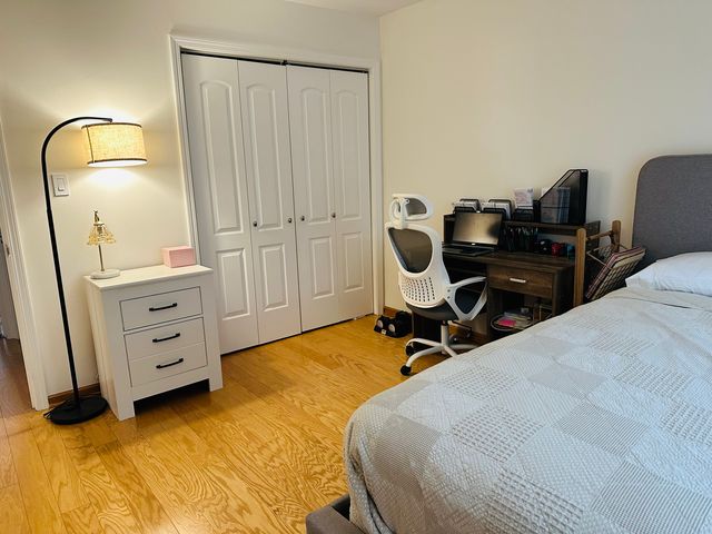 9340 Hamilton Court B, Des Plaines, IL 60016