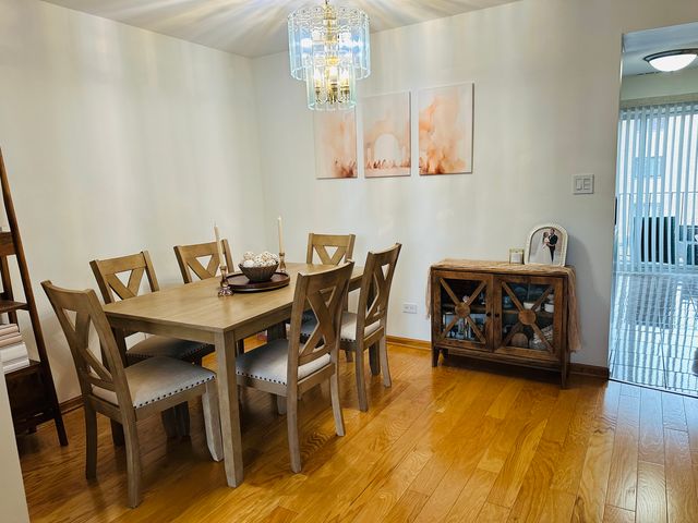 9340 Hamilton Court B, Des Plaines, IL 60016