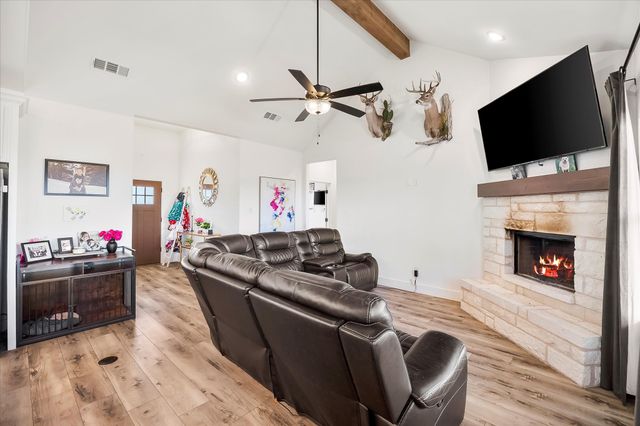 4821 Caddo Crossing Drive, Caddo Mills, TX 75135