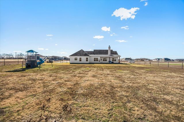 4821 Caddo Crossing Drive, Caddo Mills, TX 75135