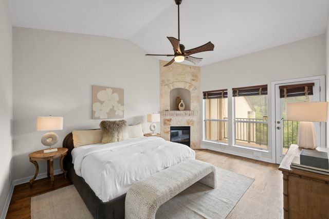 1701 Spyglass DR 10, Austin, TX 78746