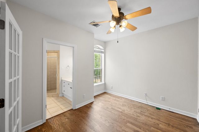 1701 Spyglass DR 10, Austin, TX 78746
